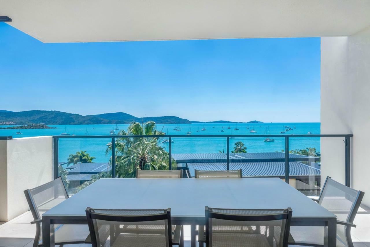 Executive On Whisper Bay - Cannonvale Airlie Beach Εξωτερικό φωτογραφία