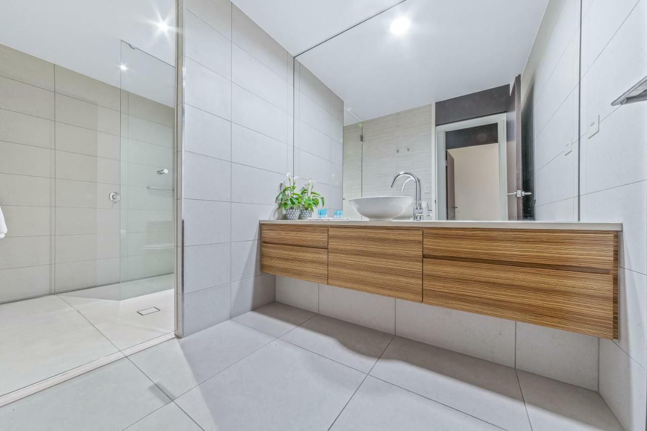 Executive On Whisper Bay - Cannonvale Airlie Beach Εξωτερικό φωτογραφία