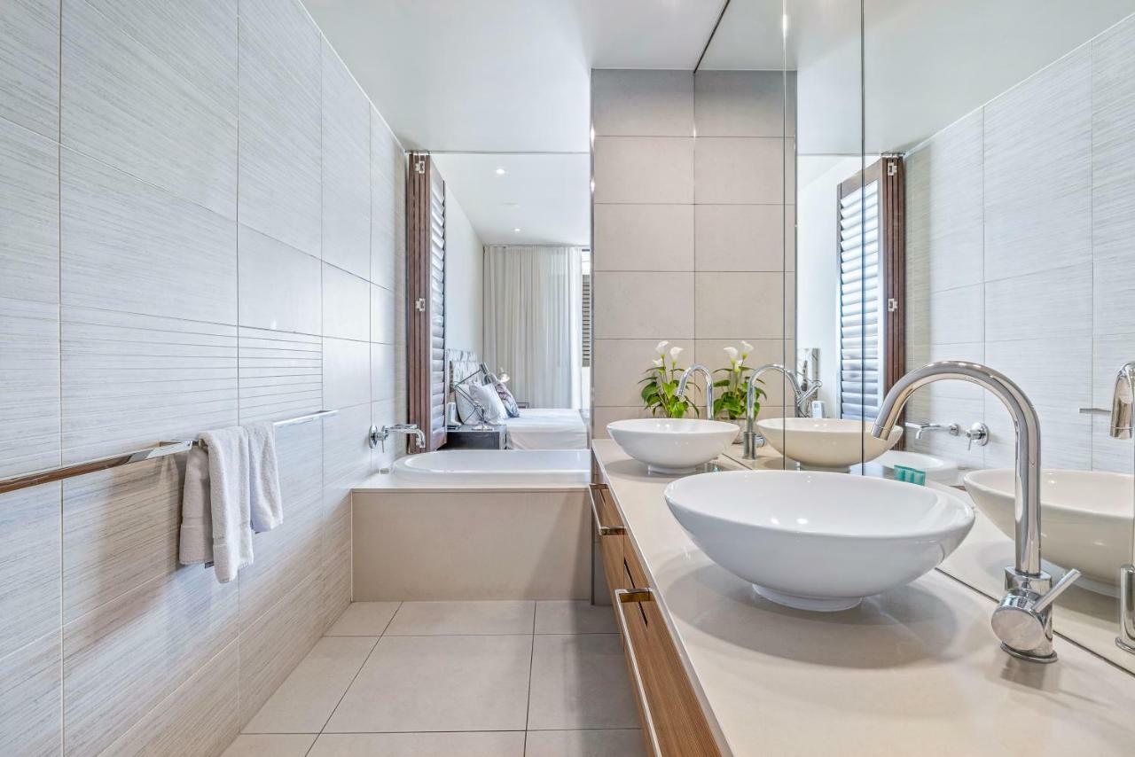 Executive On Whisper Bay - Cannonvale Airlie Beach Εξωτερικό φωτογραφία