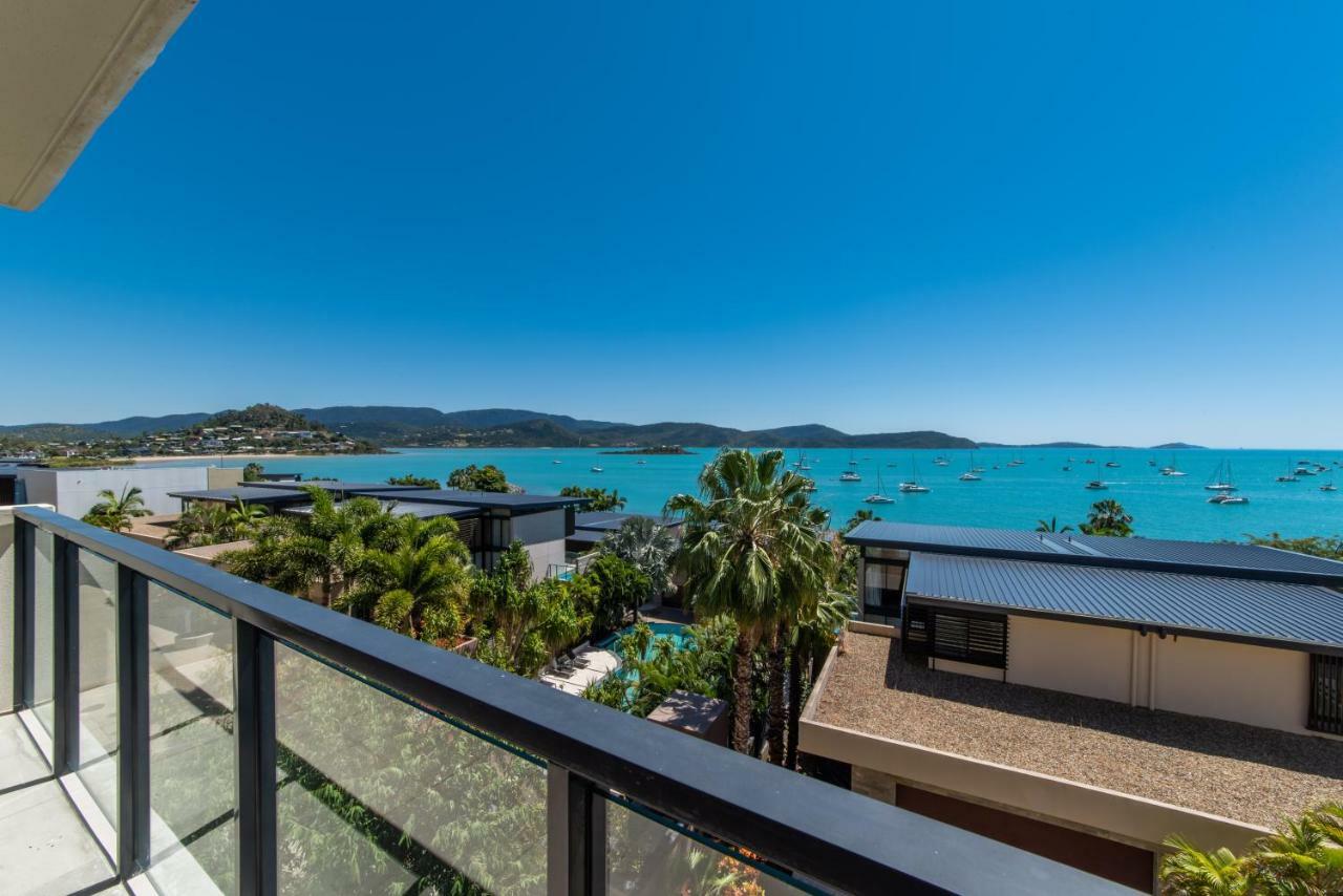 Executive On Whisper Bay - Cannonvale Airlie Beach Εξωτερικό φωτογραφία