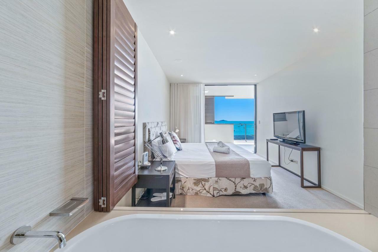 Executive On Whisper Bay - Cannonvale Airlie Beach Εξωτερικό φωτογραφία